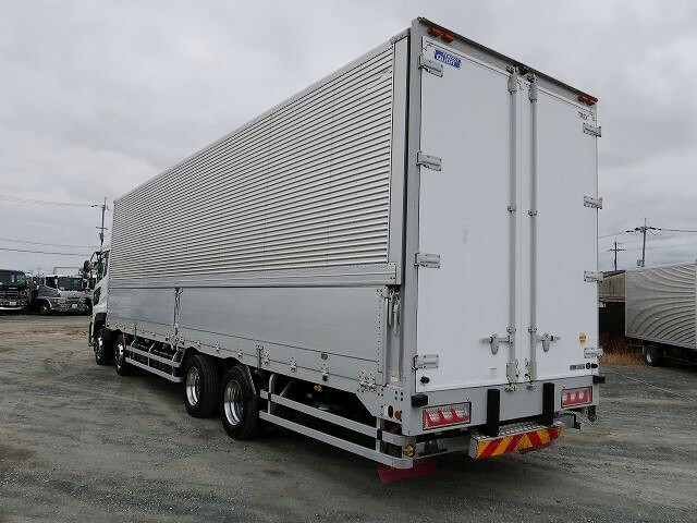 UDトラックス（日産） クオン 大型 ウィング QPG-CG5ZA(39343) 4枚目