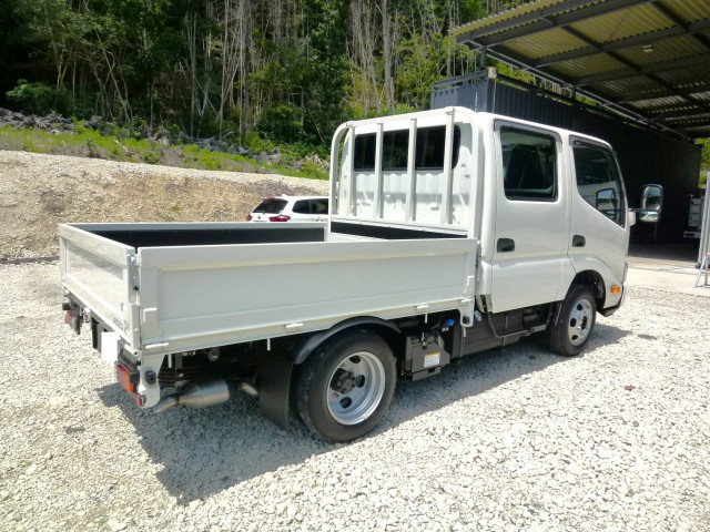 トヨタ ダイナ 小型 Wキャブ 2WG-GDY232(113831) 4枚目
