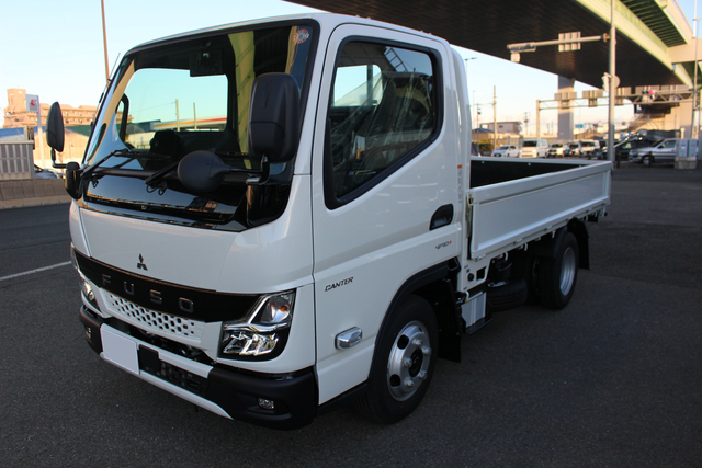 三菱ふそう キャンター 小型 平ボディ 2RG-FBA20(104997) 3枚目