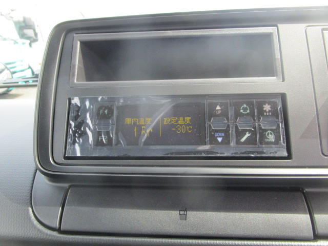 三菱ふそう キャンター 小型 冷蔵冷凍バン 2RG-FBAV0(107997) 14枚目