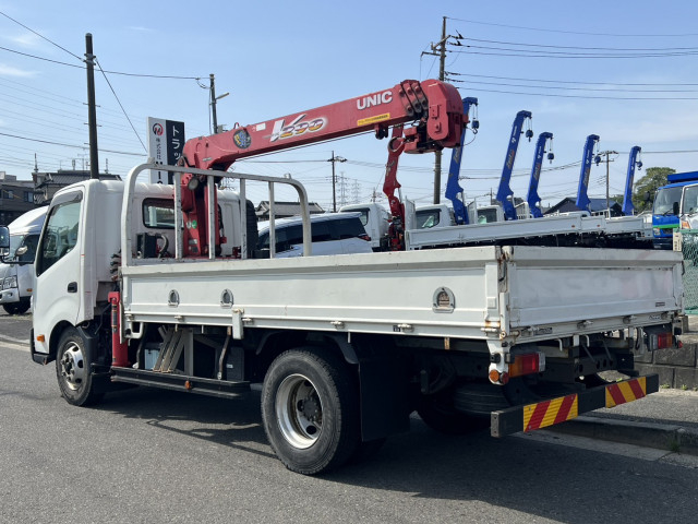 トヨタ ダイナ 小型 平ボディ（クレーン付） TKG-XZU710(110614) 4枚目