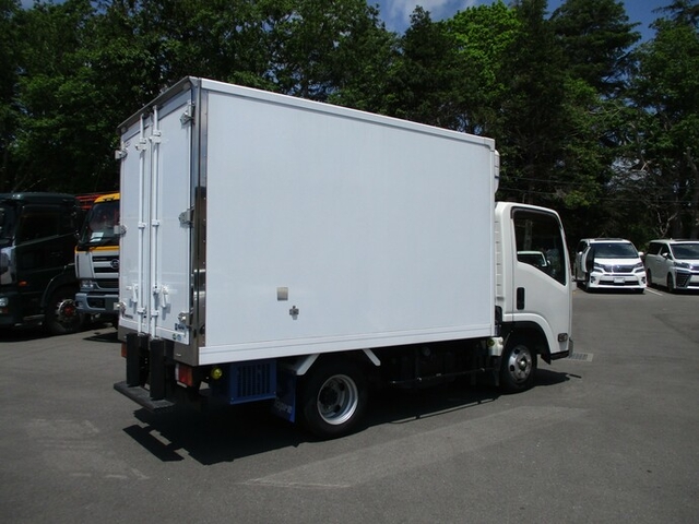 いすゞ エルフ 小型 冷蔵冷凍バン TPG-NLR85AN(9625) 4枚目