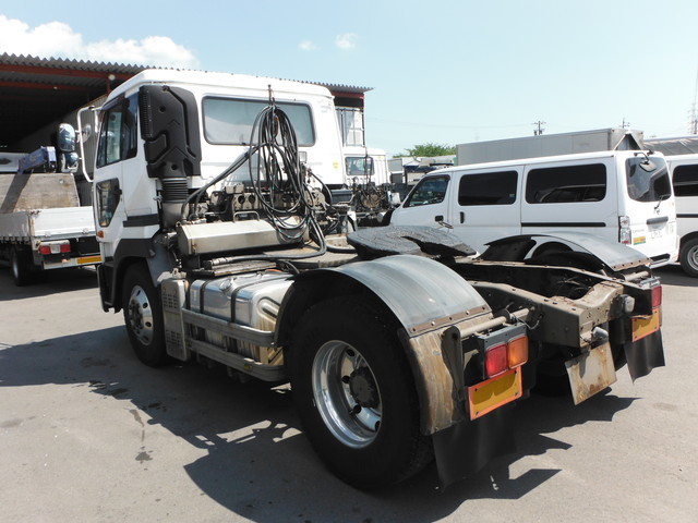 UDトラックス（日産） ビッグサム 大型 トラクタ KL-CK482BAT(1052) 3枚目