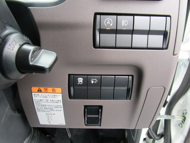 三菱ふそう キャンター 小型 平ボディ 2RG-FBA20(108005) 34枚目