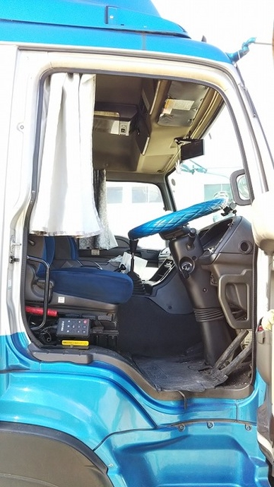 いすゞ ギガ 大型 ウィング PDG-CYJ77W8(4758) 41枚目