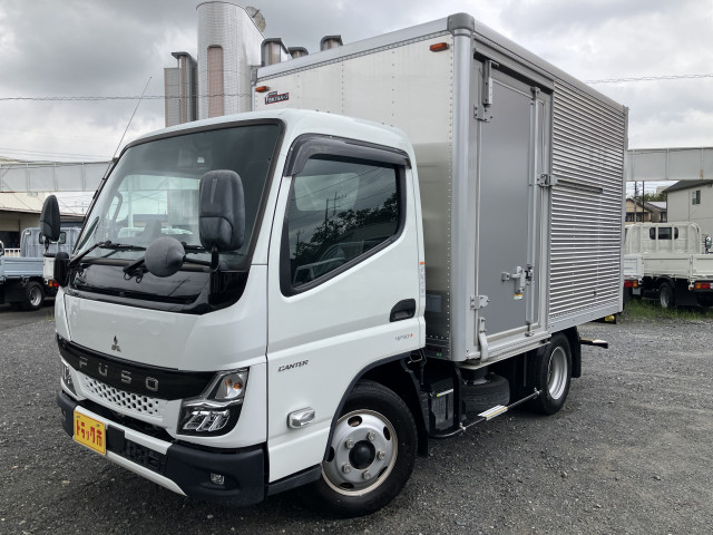 三菱ふそう キャンター 小型 バン 2RG-FEAV0(111657) 2枚目