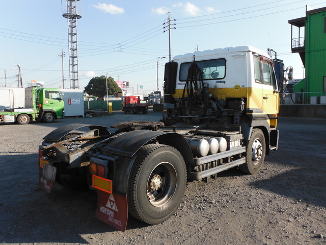 UDトラックス（日産） ビッグサム 大型 トラクタ KL-CK482BAT(1327) 5枚目