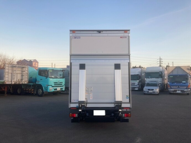 三菱ふそう キャンター 小型 バン 2RG-FEA20(8457) 5枚目
