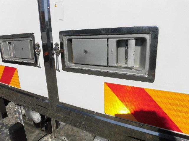 UDトラックス（日産） コンドル 増トン 冷蔵冷凍バン SKG-LK39C(11454) 24枚目