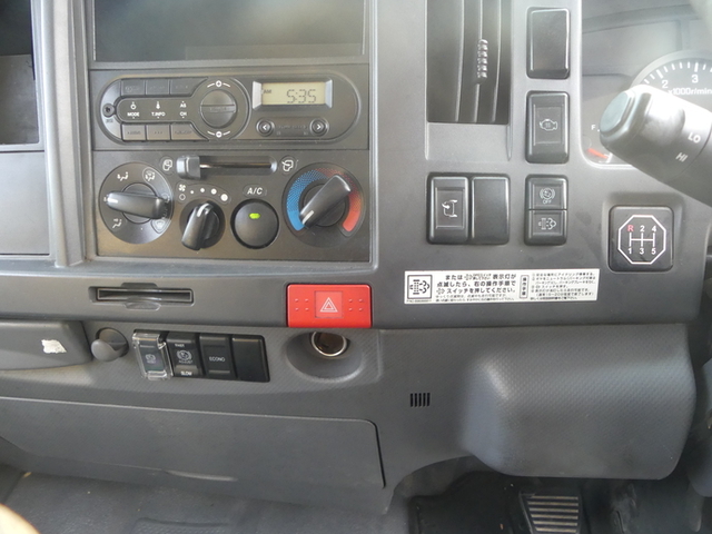 いすゞ エルフ 小型 平ボディ TPG-NLR85AR(50800) 9枚目