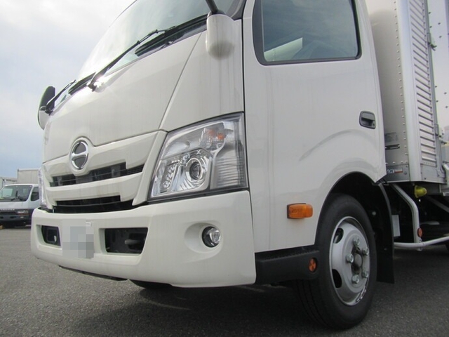 日野 デュトロ 小型 バン 2RG-XZU710M(8012) 9枚目