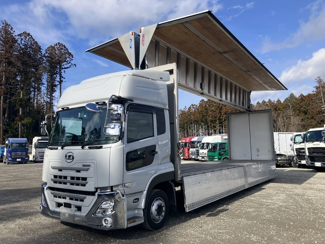 日産自動車 クオン 大型 ウィング 2PG-CG5CA(106657) 9枚目