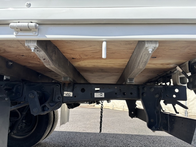 マツダ タイタン 小型 平ボディ TRG-LLR85AR(108244) 31枚目