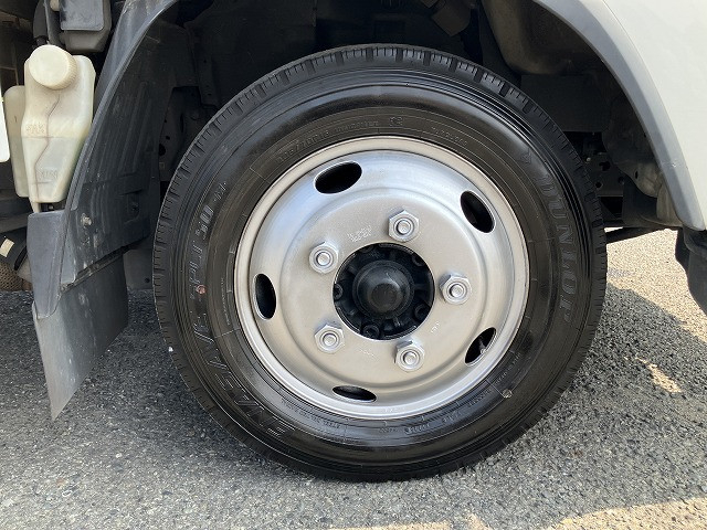 いすゞ エルフ 小型 平ボディ TRG-NLR85AR(110205) 24枚目