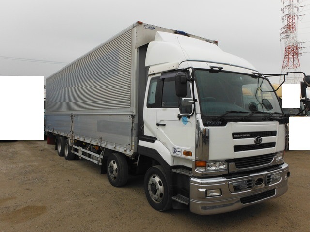 UDトラックス（日産） クオン 大型 ウィング KL-CG48L(2293) 2枚目