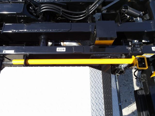 三菱ふそう キャンター 小型 コンテナ専用車 2RG-FBAV0(108121) 19枚目