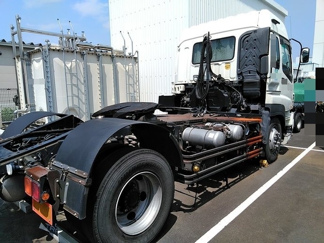 いすゞ ギガ 大型 トラクタ PKG-EXD52G8(3523) 3枚目