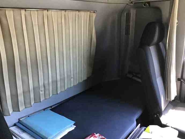 日野 プロフィア 大型 バン ADG-FW1EXYG(2400) 13枚目