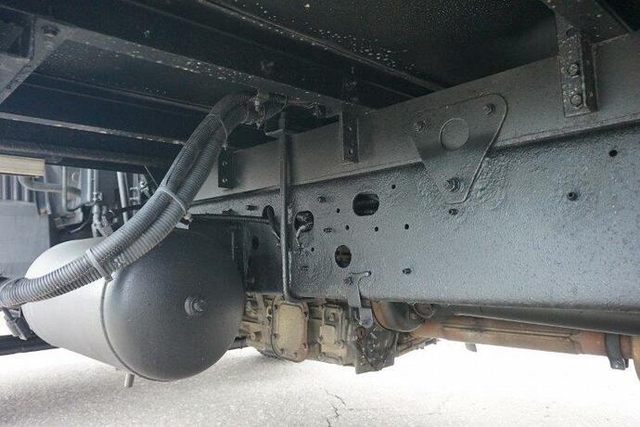 日野 レンジャー 中型 冷蔵冷凍バン ADG-FD8JKWG(9162) 31枚目