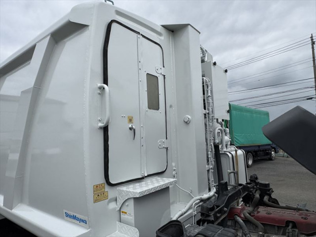 日野 レンジャー 中型 塵芥車（プレス式） TKG-FC9JGAA(110685) 17枚目