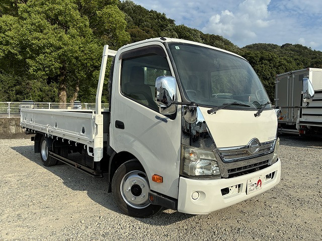 Hino dutro Small Flat body TKG-XZC710M(109359) 3枚目