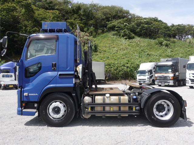 いすゞ ギガ 大型 トラクタ QKG-EXD52BD(109465) 7枚目