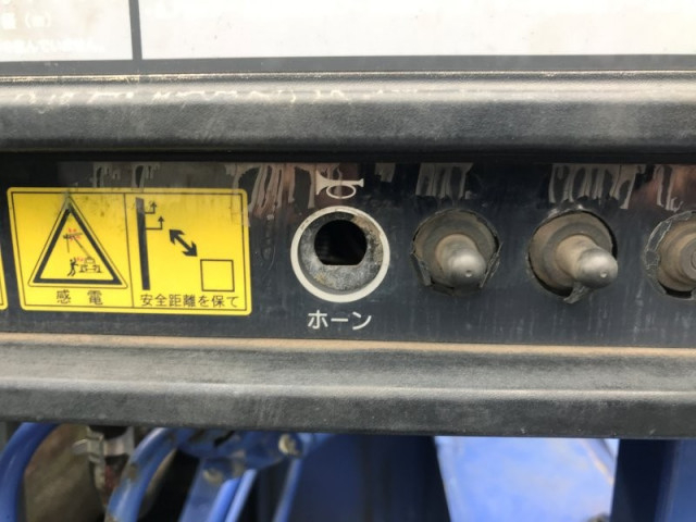 いすゞ エルフ 小型 平ボディ（クレーン付） TPG-NKR85AR(113176) 41枚目