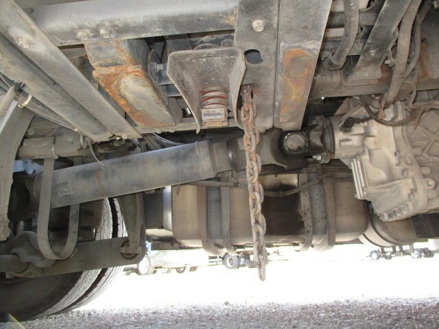UDトラックス（日産） クオン 大型 トラクタ QPG-GK5XAB(9302) 11枚目