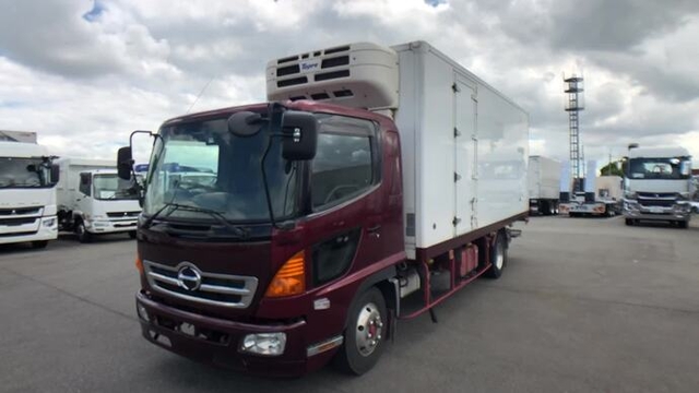 日野 レンジャー 中型 冷蔵冷凍バン BKG-FD7JKYA(34690) 1枚目