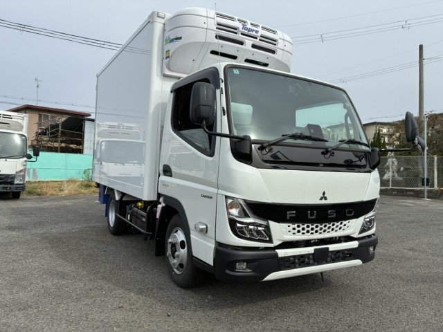 三菱ふそう キャンター 小型 冷蔵冷凍バン 2RG-FBA20(106380) 4枚目