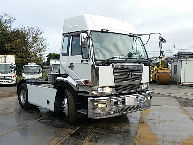 UDトラックス（日産） ビッグサム 大型 トラクタ KL-CK482BAT(8202) 2枚目