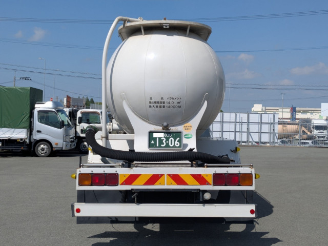 Nissan UD quon Large Bulk truck QKG-CD5ZL(109823) 8枚目