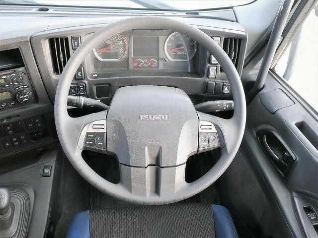 いすゞ ギガ 大型 冷蔵冷凍バン QKG-CYL77BA(27483) 17枚目