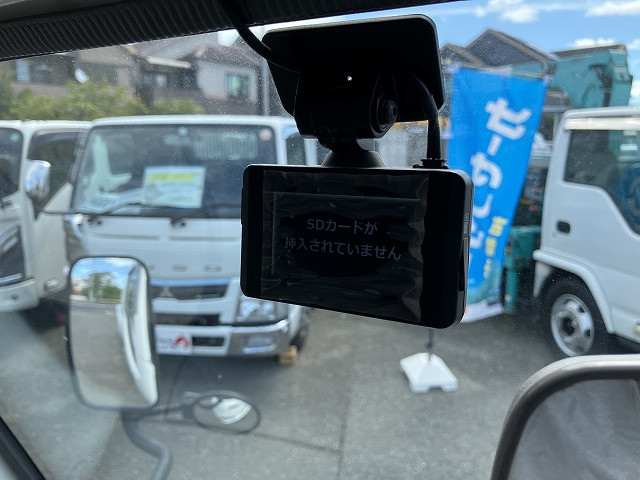 いすゞ エルフ 小型 平ボディ 2RG-NJR88A(110910) 41枚目
