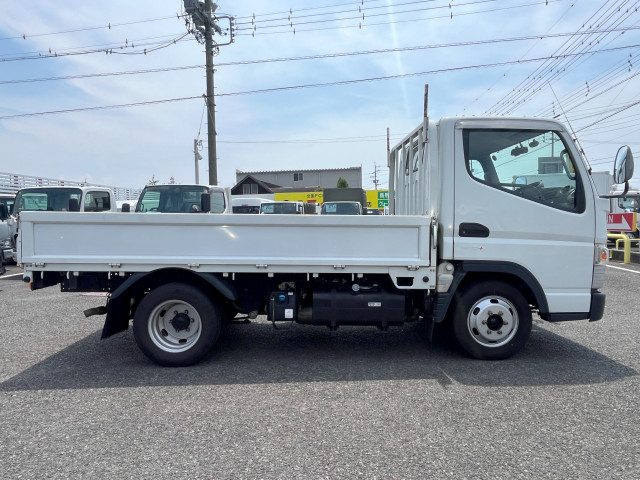 三菱ふそう キャンター 小型 平ボディ 2TG-FBA00(110036) 3枚目