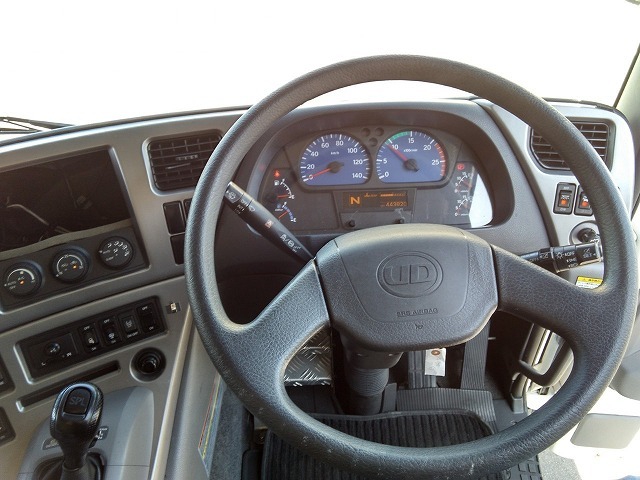 UDトラックス（日産） クオン 大型 ウィング LKG-CD5ZA(10963) 37枚目