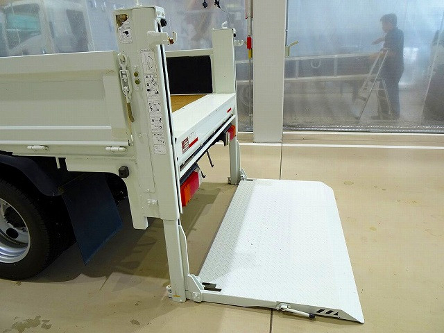 日野 デュトロ 小型 平ボディ 2KG-XZU675M(110933) 31枚目