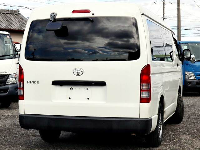 トヨタ ハイエース 小型 バン 3BA-TRH219W(112530) 3枚目