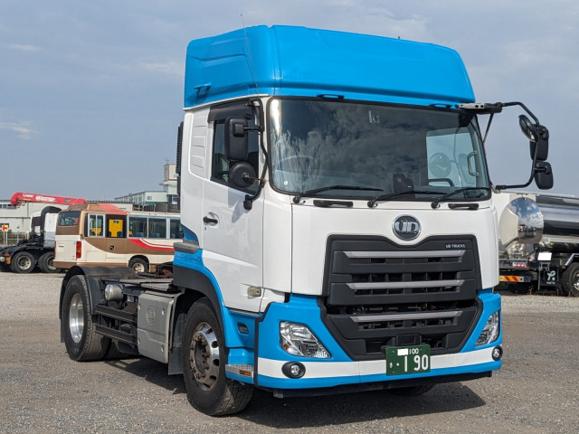 UDトラックス（日産） クオン 大型 トラクタ 2PG-GK5AAD(113903) 2枚目