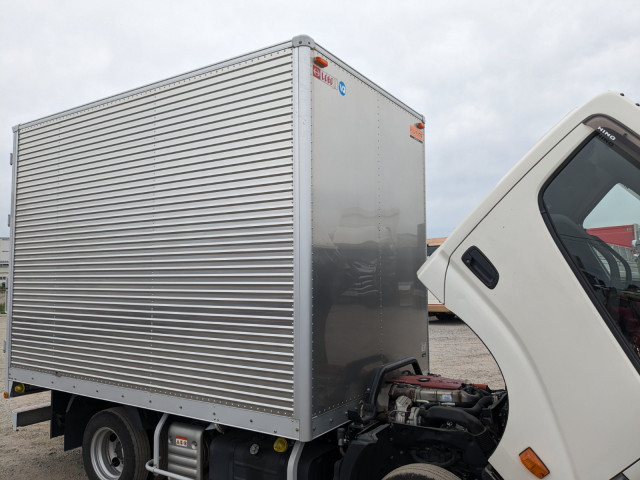 日野 デュトロ 小型 バン 2RG-XZC605M(109101) 42枚目