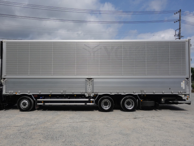 Isuzu giga Large Wing body QKG-CYJ77B(110901) 5枚目