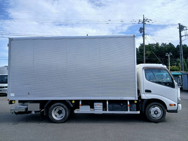 日野 デュトロ 小型 バン 2RG-XZU655M(114019) 4枚目