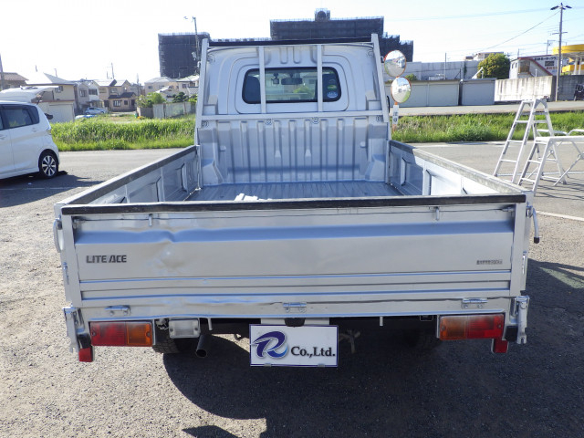 トヨタ ライトエース 小型 平ボディ DBF-S402U(110661) 5枚目