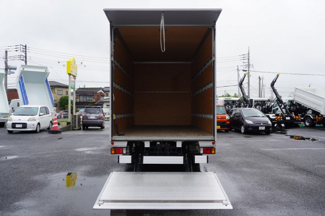 いすゞ エルフ 小型 バン 2PG-NPR88AN(112611) 19枚目