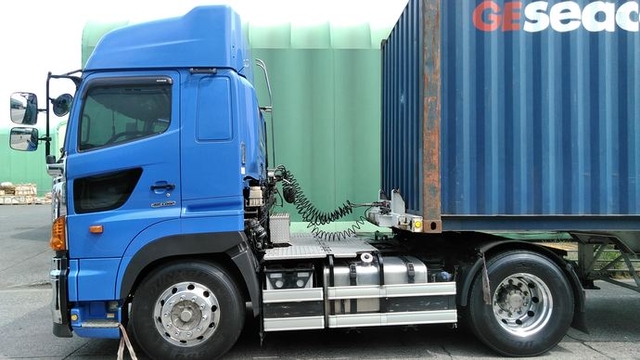 日野 プロフィア 大型 トラクタ QKG-SH1EDAG(3123) 2枚目