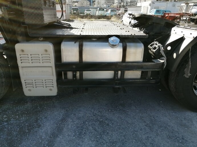 UDトラックス（日産） ビッグサム 大型 トラクタ KL-CK482BAT(5648) 16枚目