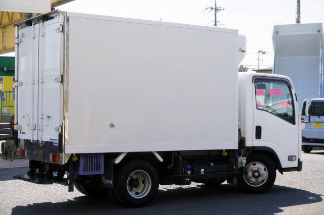 いすゞ エルフ 小型 冷蔵冷凍バン 2RG-NMR88AN(110942) 8枚目
