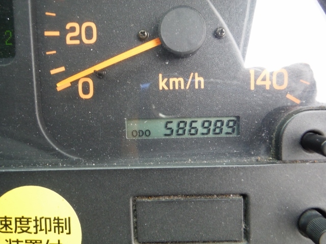 いすゞ ギガ 大型 タンクローリー KL-CYG23P4(1127) 26枚目