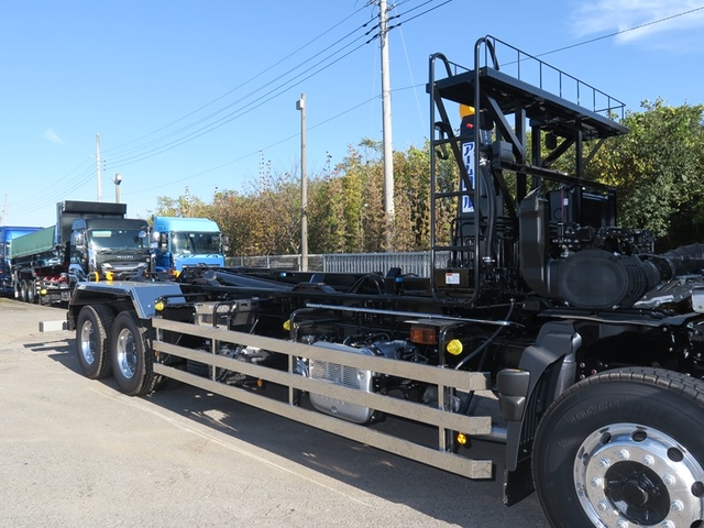 日野 プロフィア 大型 コンテナ専用車 2DG-FS1AHE(105138) 14枚目