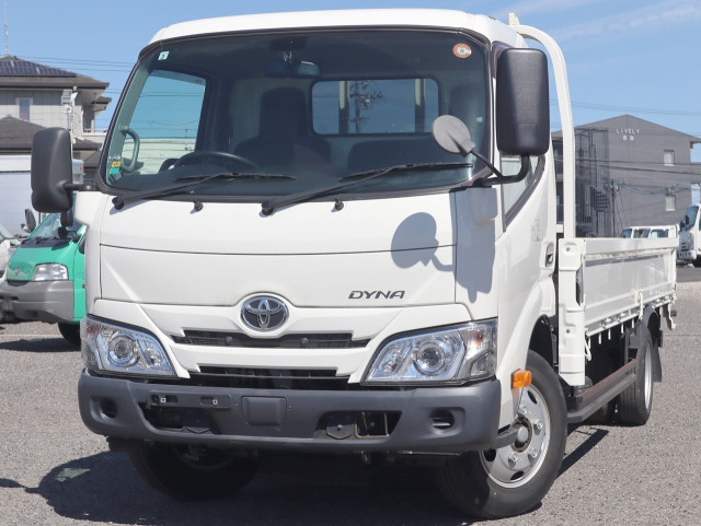 トヨタ ダイナ 小型 平ボディ 2PG-XZU655(105764) 1枚目